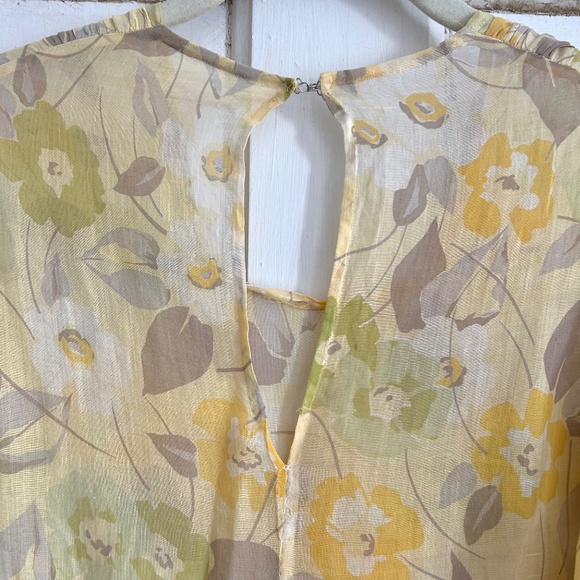 Antique 1920s / 1930s Yellow Printed Floral Dress - Picture 5 of 8